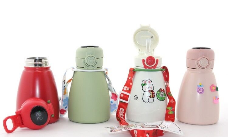 Dijital Göstergeli Çift Katmanlı Termos Suluk 500 Ml
