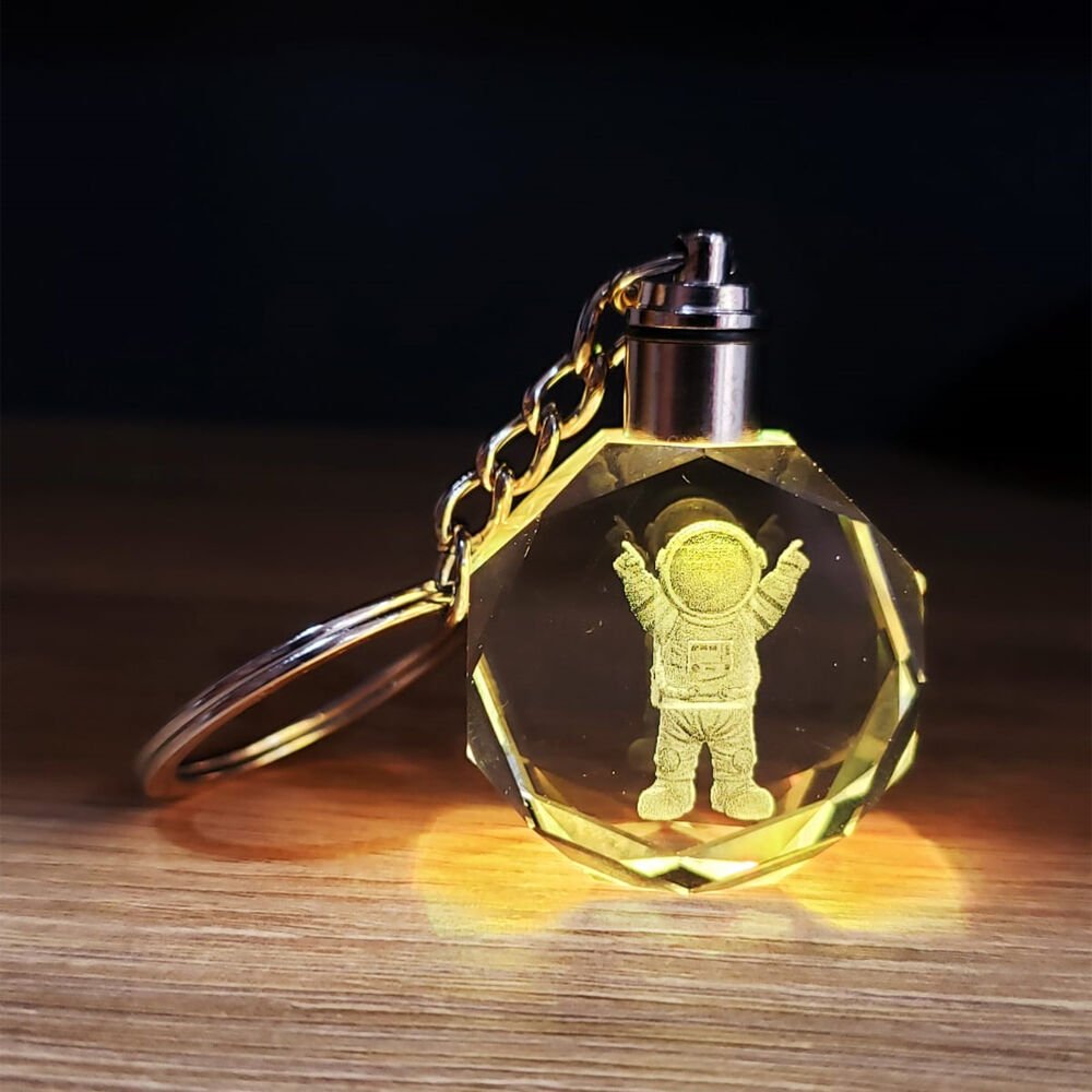 Kristal Renk Değiştiren Astronot Anahtarlık (1077)