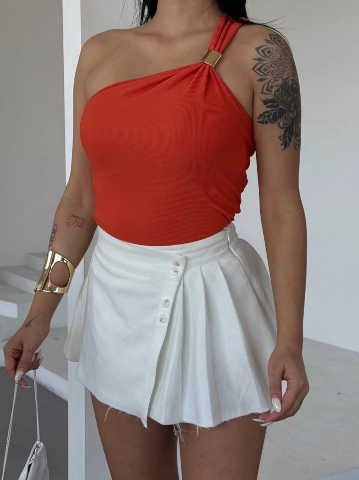 Tek omuzlu Otoman kumaş gold metal detaylı bluz s2311