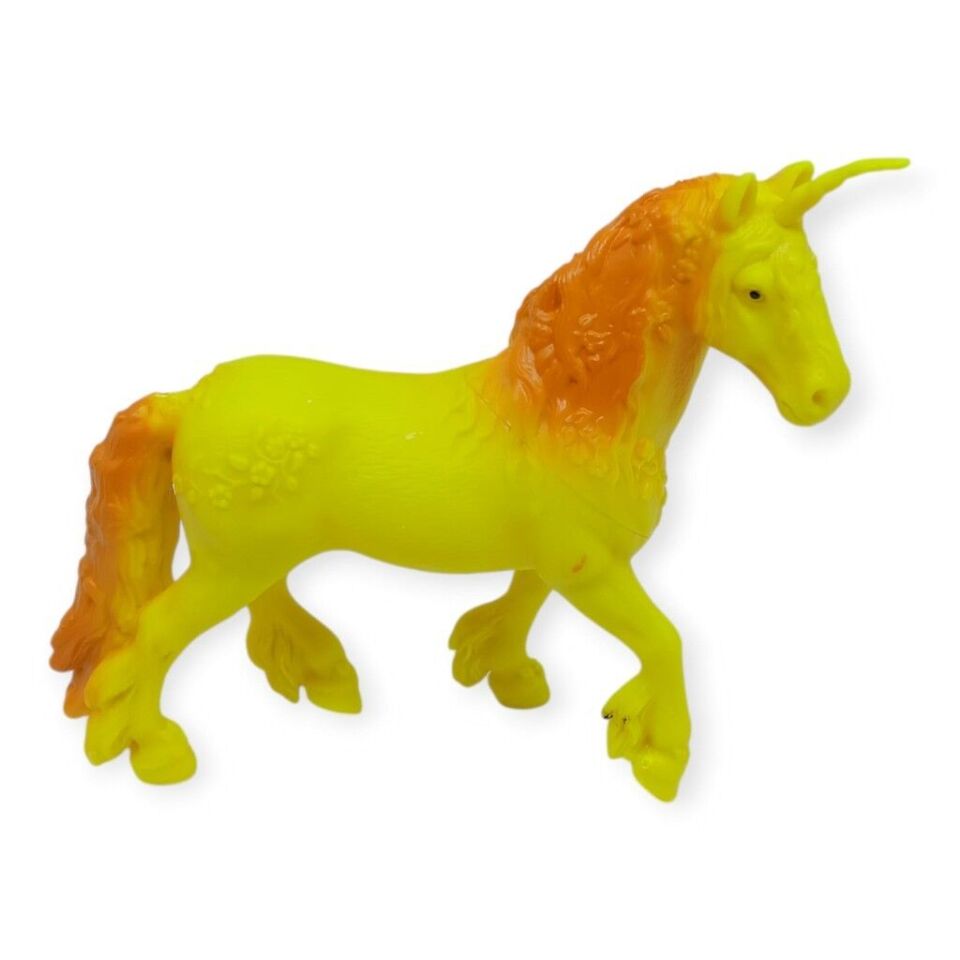 Çiftlik Hayvanları Serisi - Efsanevi Unicorn 12 cm - Sarı - Turuncu