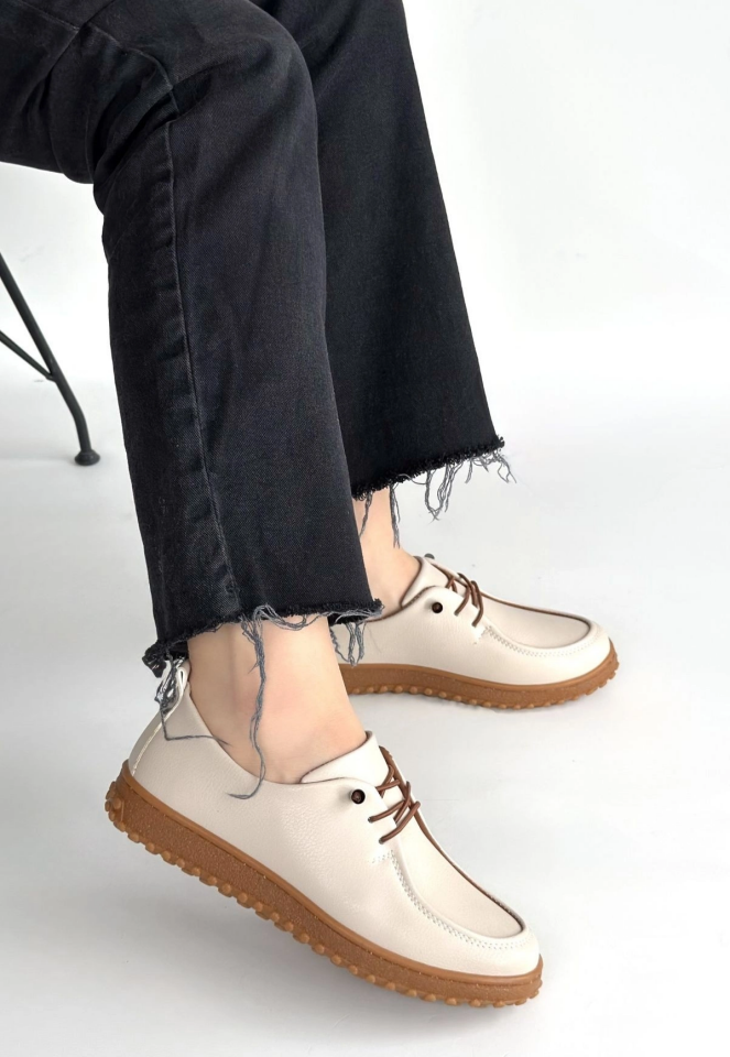 Guot Bej Cilt Bağcıklı Babet Ayakkabı