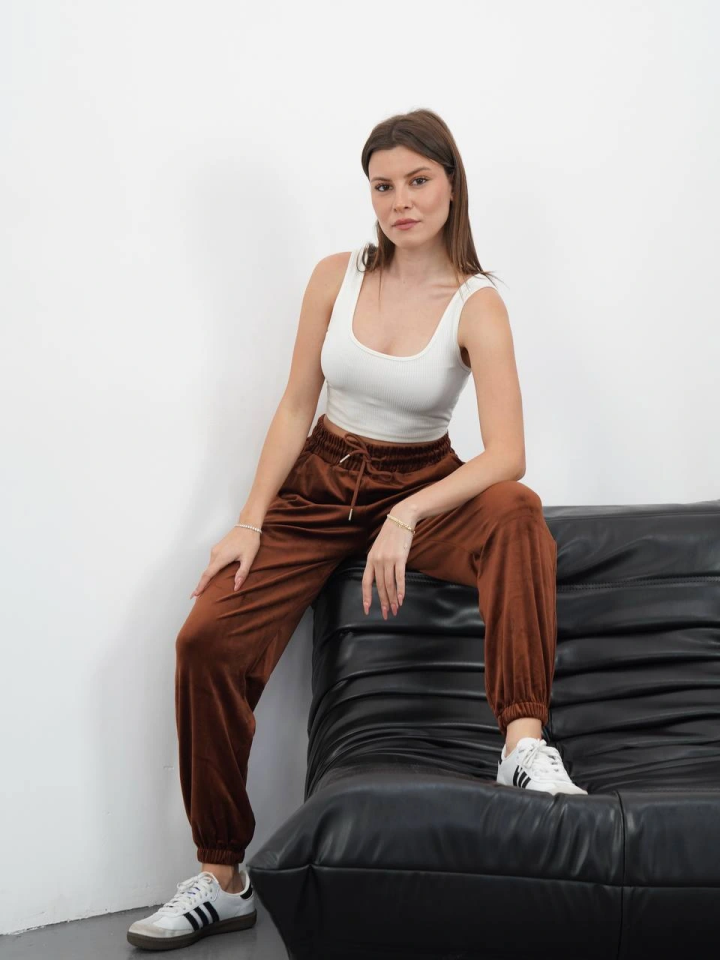 Paça lastikli kadife eşofman kahve md34