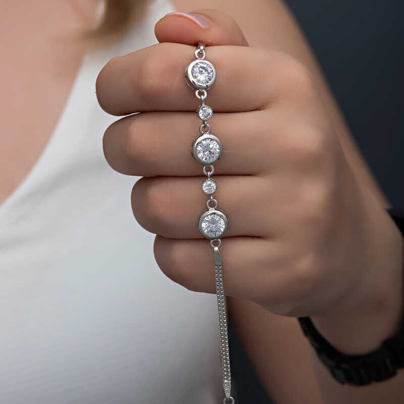 925 Ayar Gümüş Yuvarlak Taşlı Kadın Bileklik T8363 (1077)