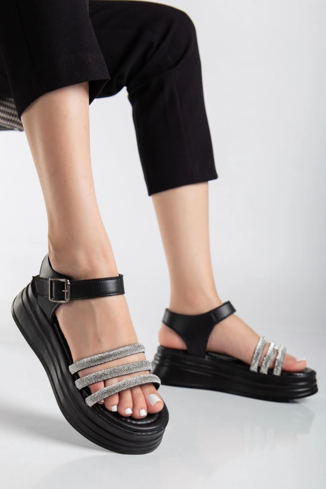 Lalen Siyah Kemerli Sandalet 37