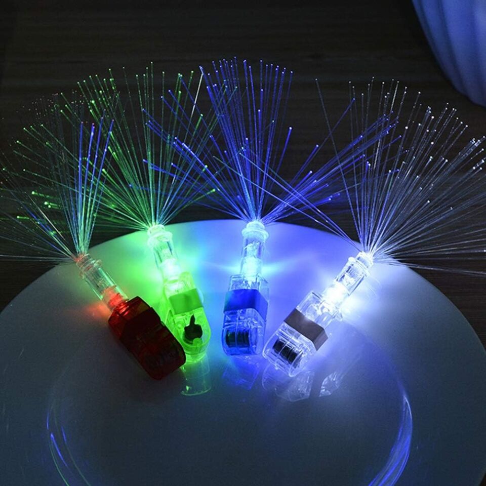 4'lü LED Işıklı Renkli Püskül