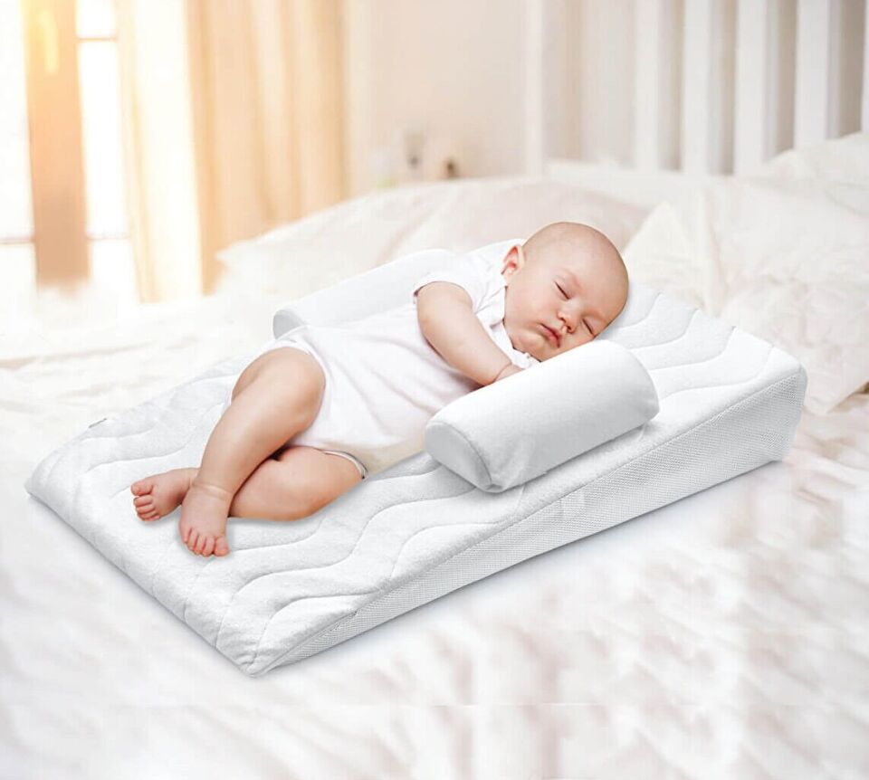 BabyJem Bebek Reflü Yastığı 132 Beyaz Beyaz