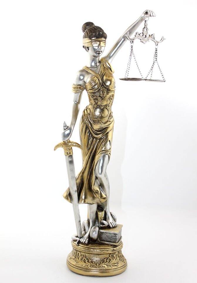 Polyester Adalet Figürü  Model 2